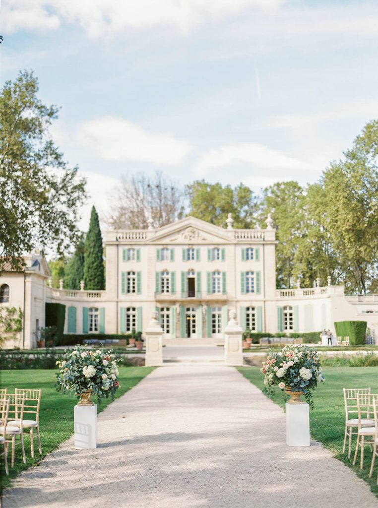Ceremony details from a wedding at Chateau de Tourreau