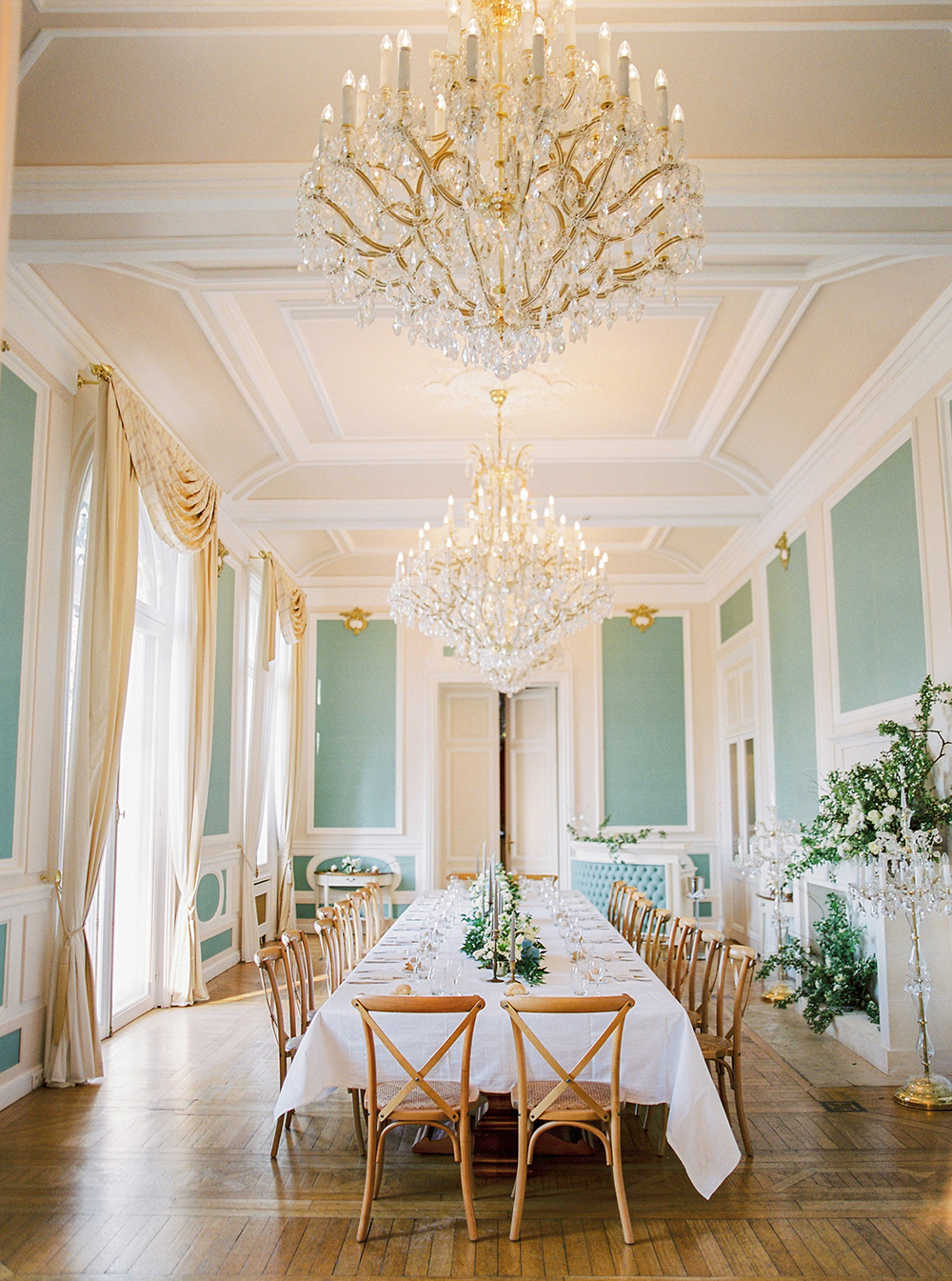 Destination wedding in Paris