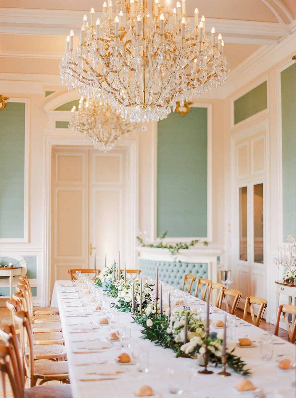 Destination wedding in Paris