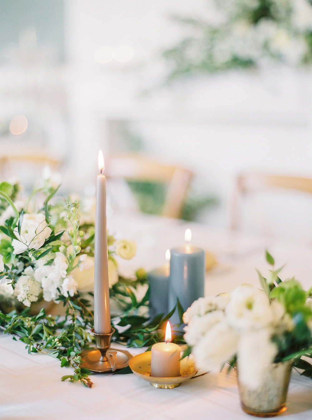 Stunning flowers from a wedding at chateau bouffemont