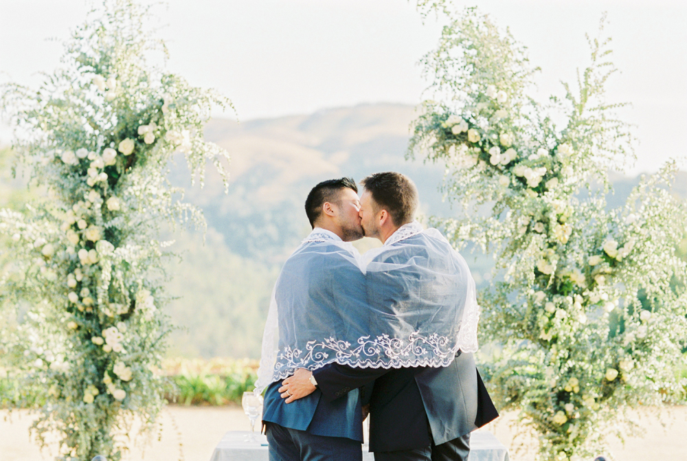 DESTINATION WEDDING IN AN OLD MONASTERY