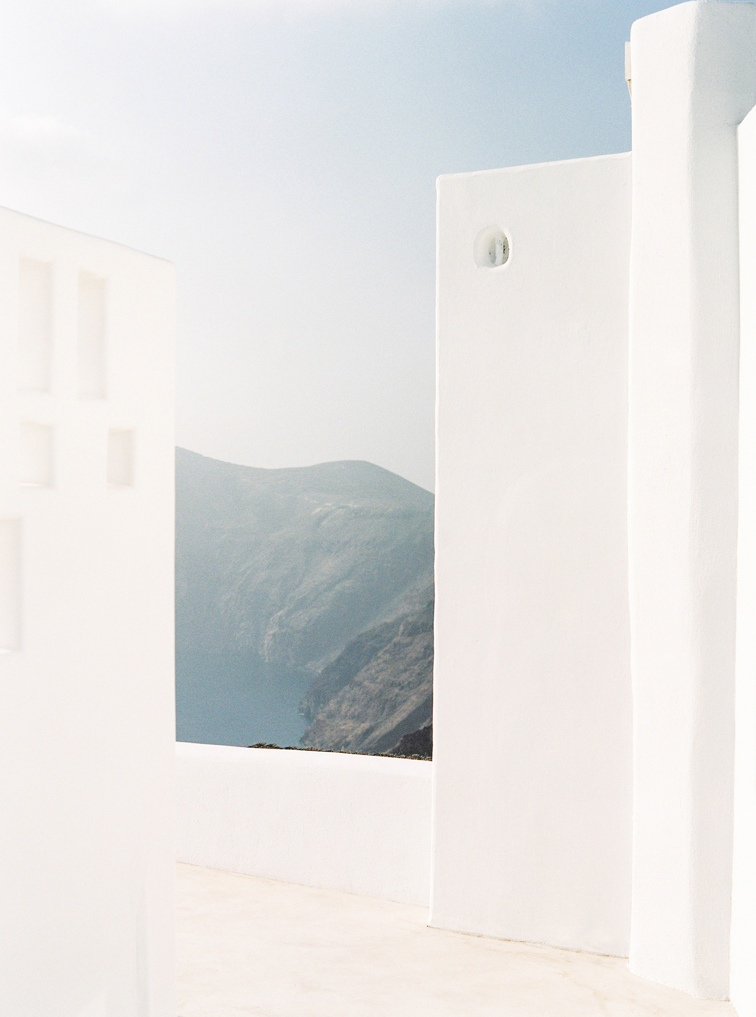 Find the perfect angles if you are traveling to Santorini in Greece.